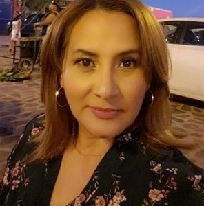 Meet your Posher, Azucena